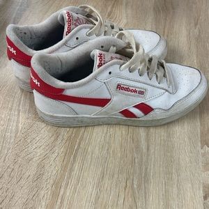 Red reebok club c revenge men’s 6